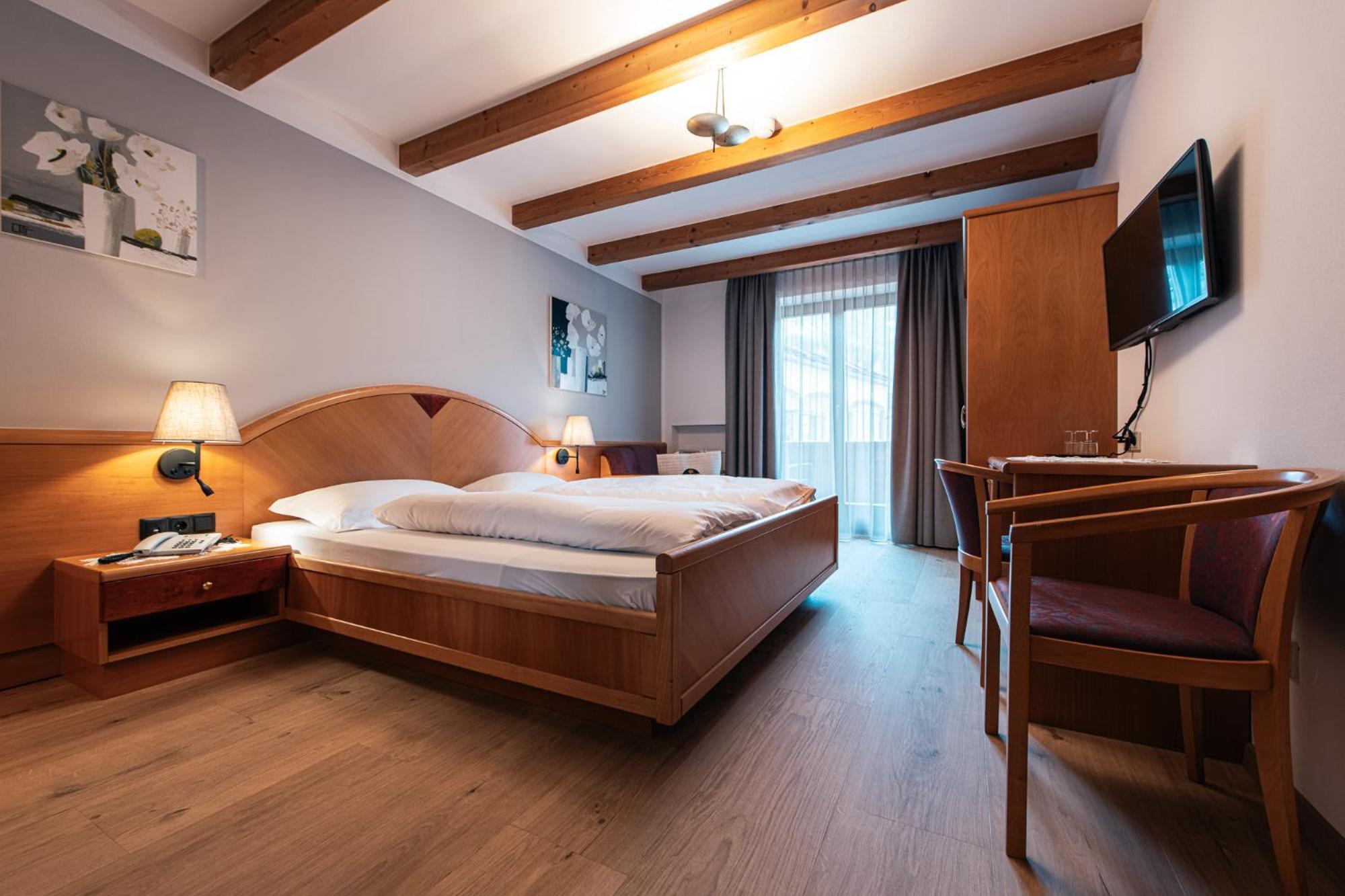 Hotel Goldene Rose Weisberg-Taisten Buitenkant foto