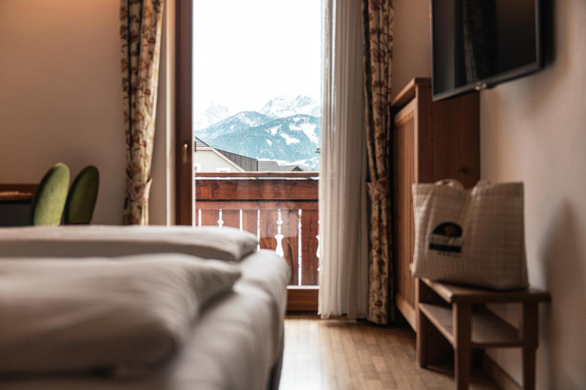 Hotel Goldene Rose Weisberg-Taisten Buitenkant foto