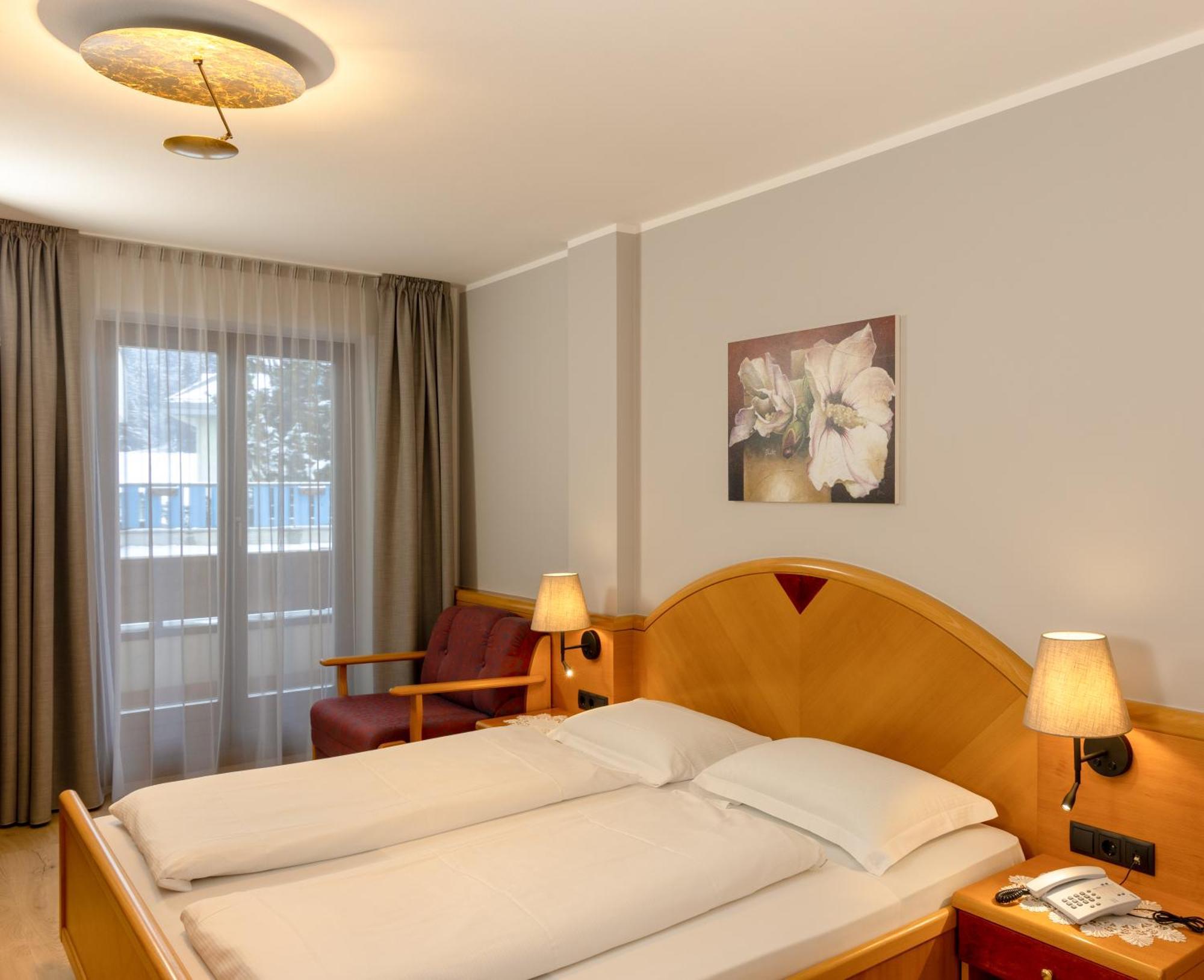 Hotel Goldene Rose Weisberg-Taisten Buitenkant foto